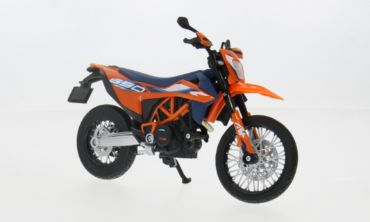 Macheta moto KTM 690 SMC R 1:12 Maisto