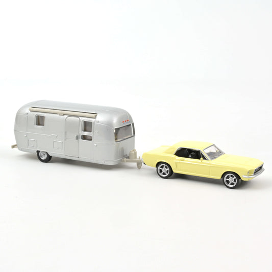 Macheta auto Ford Mustang 1968 and Airstream Caravan Jet-car 1:43 Norev