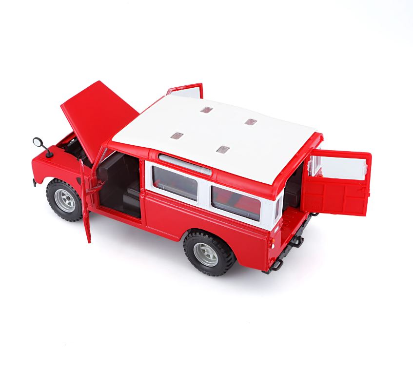 Macheta auto Land Rover 110 Series II 1:24 Bburago