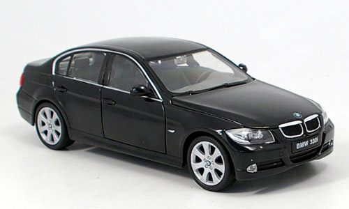 BMW 330i (2004) 1:24 Welly model car