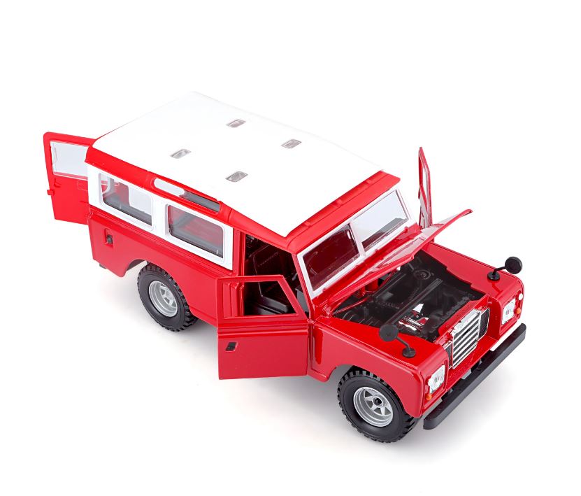 Macheta auto Land Rover 110 Series II 1:24 Bburago