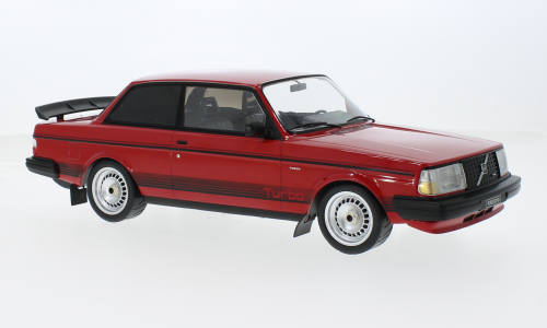 Macheta auto Volvo 240 Turbo Custom, rosu, 1987 1:18 IXO