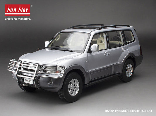 Macheta auto Mitsubishi Pajero V73  1:18 SunStar