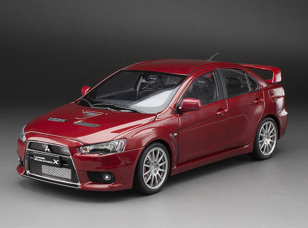 Macheta auto Mitsubishi Lancer Evolution X 1:18 SunStar