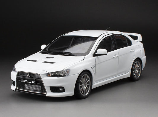 Macheta auto Mitsubishi Lancer Evolution X 1:18 SunStar