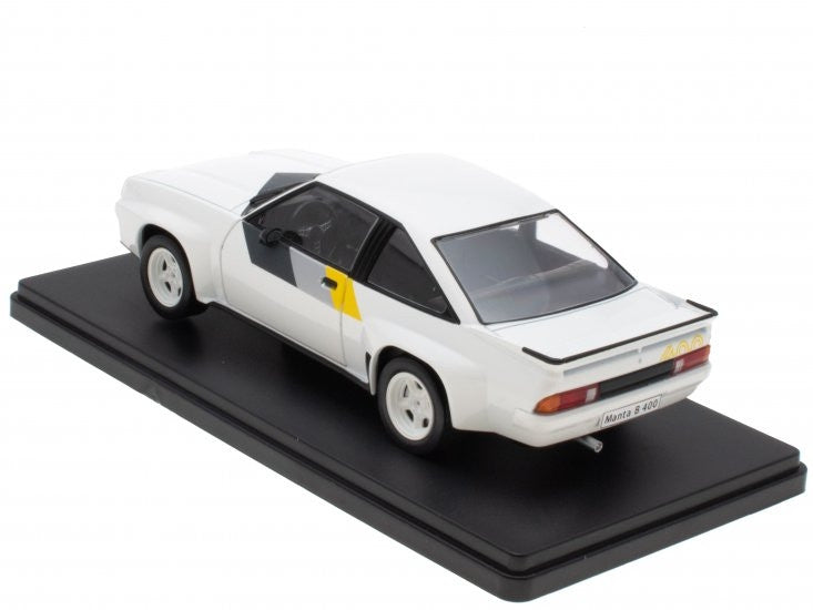 Macheta auto Opel Manta B 400 (1981) 1:24 Hachette