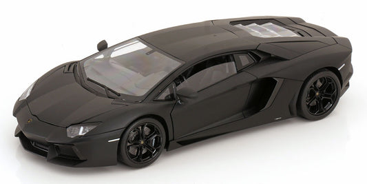 Macheta auto Lamborghini Aventador LP700-4 (2011) 1:18 Welly