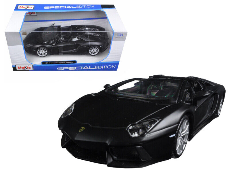 Macheta auto Lamborghini Aventador LP 700-4 Roadster  1:24 Maisto