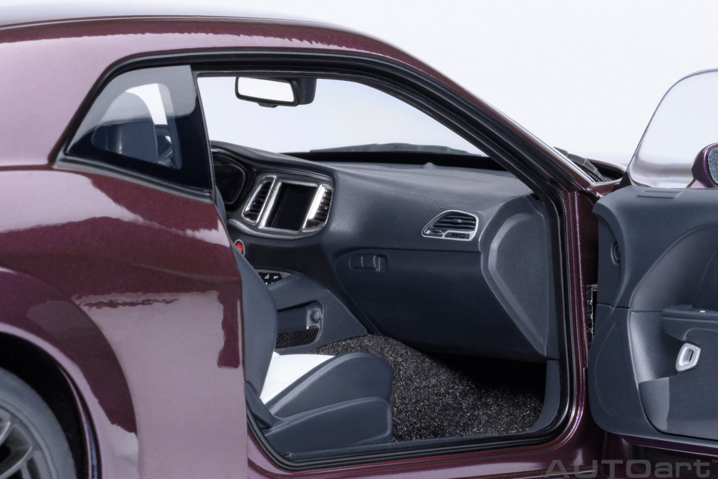 *Pre-order Dodge Challenger SRT Jailbreak 2022 (Hellraisin) 1:18 AutoArt model car