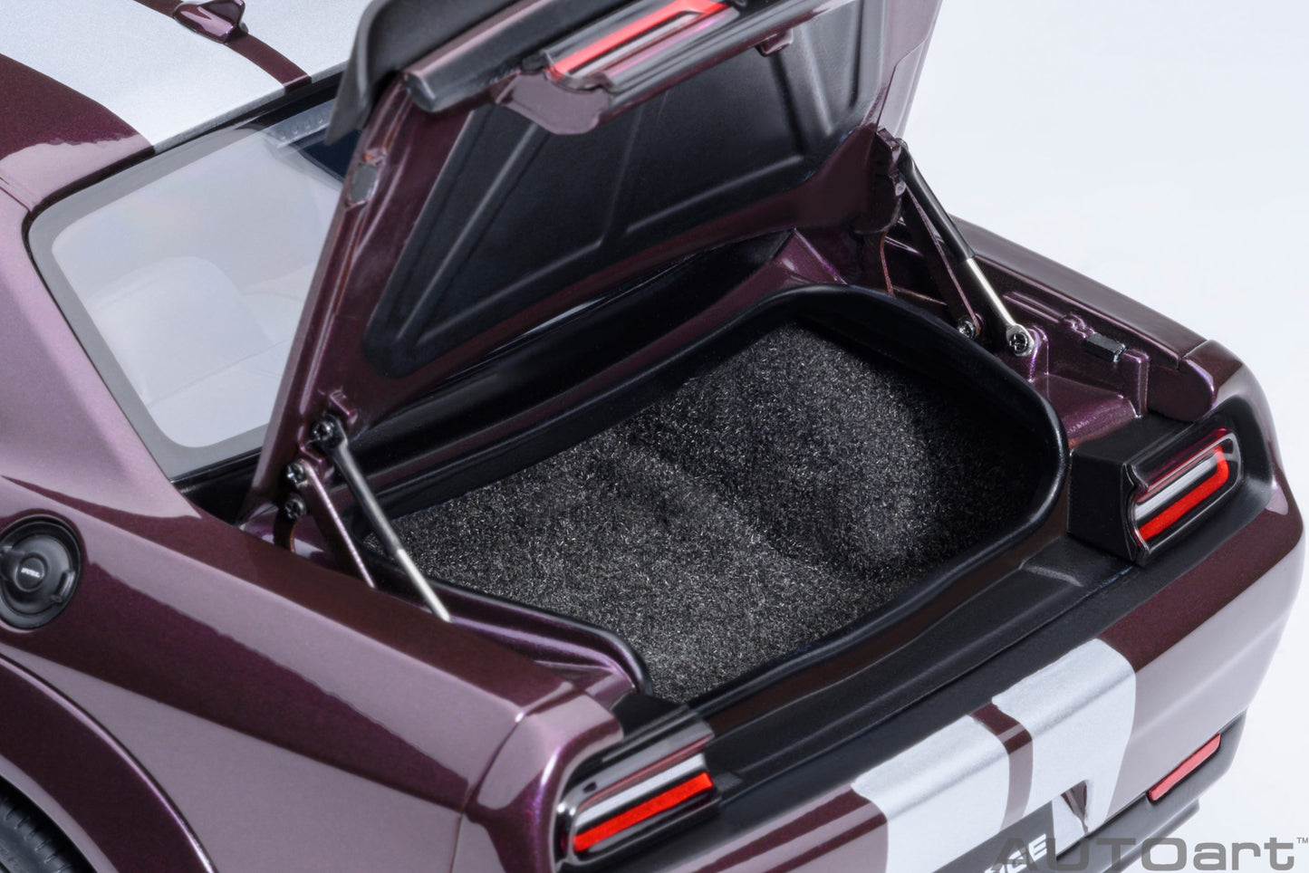 *Pre-order Dodge Challenger SRT Jailbreak 2022 (Hellraisin) 1:18 AutoArt model car