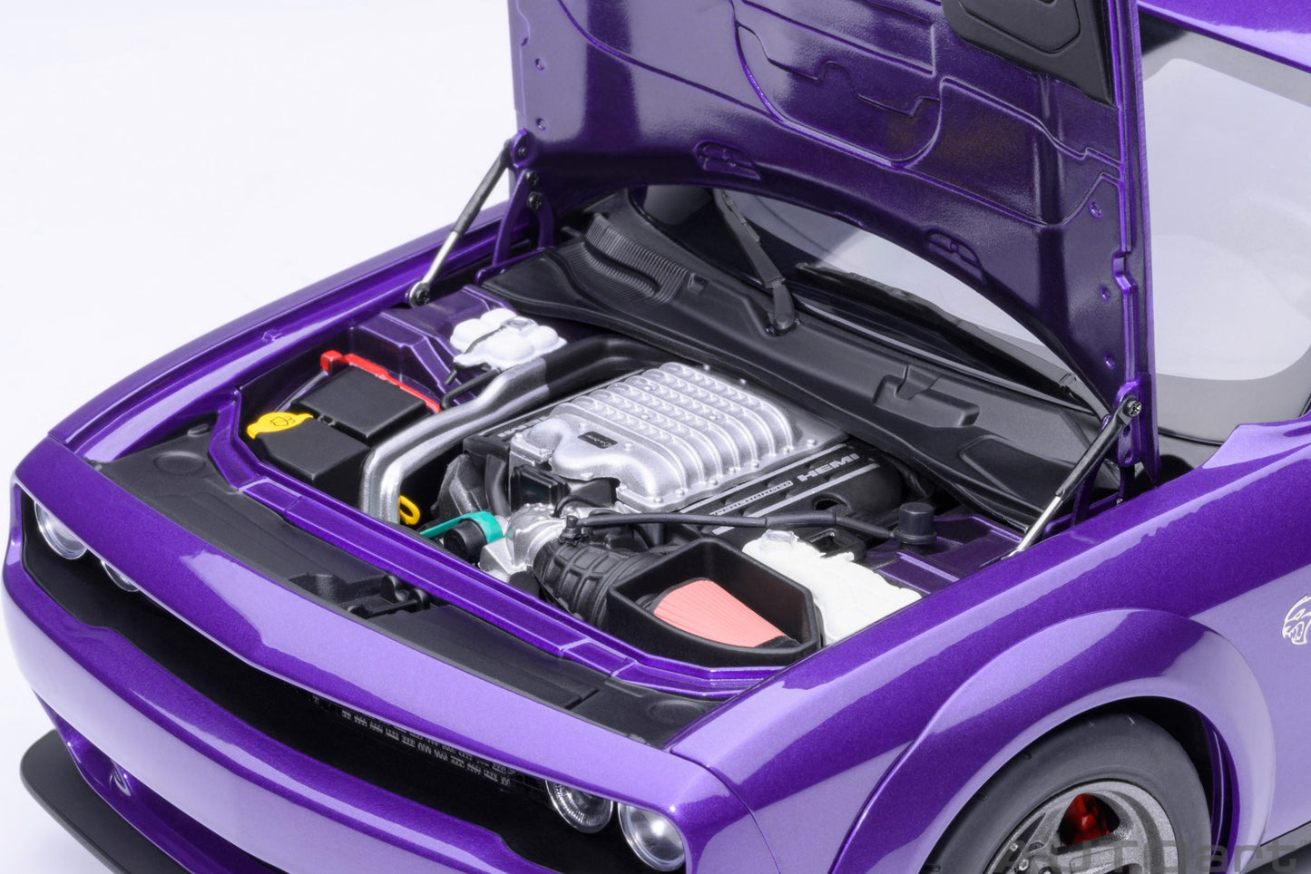 *Precomanda Macheta auto Dodge Challenger SRT Superstock 2023 (Plum Crazy) 1:18 AutoArt