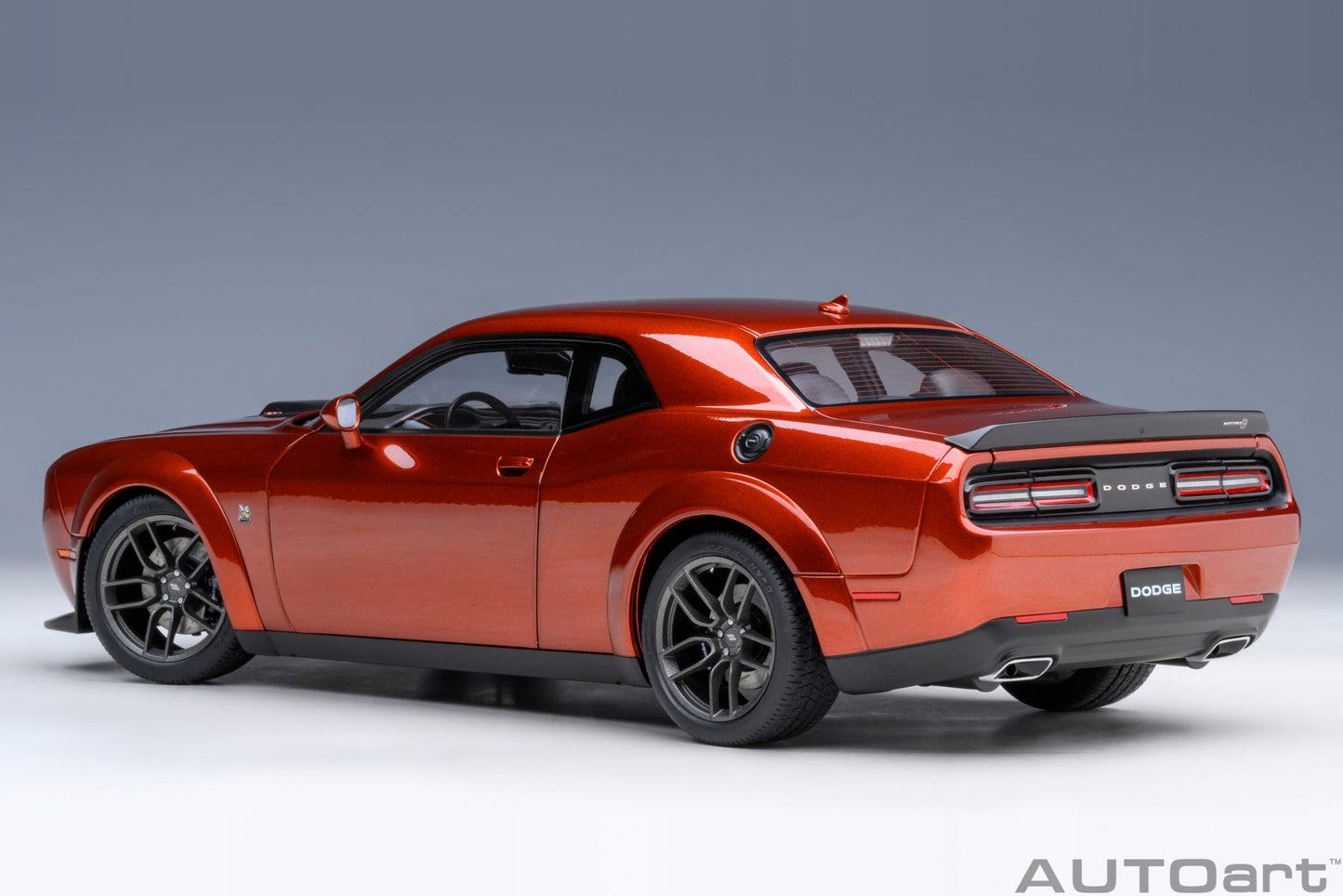 Macheta auto Dodge Challenger RT Scat Pack Shaker Widebody 2022 (2022) 1:18 AutoArt