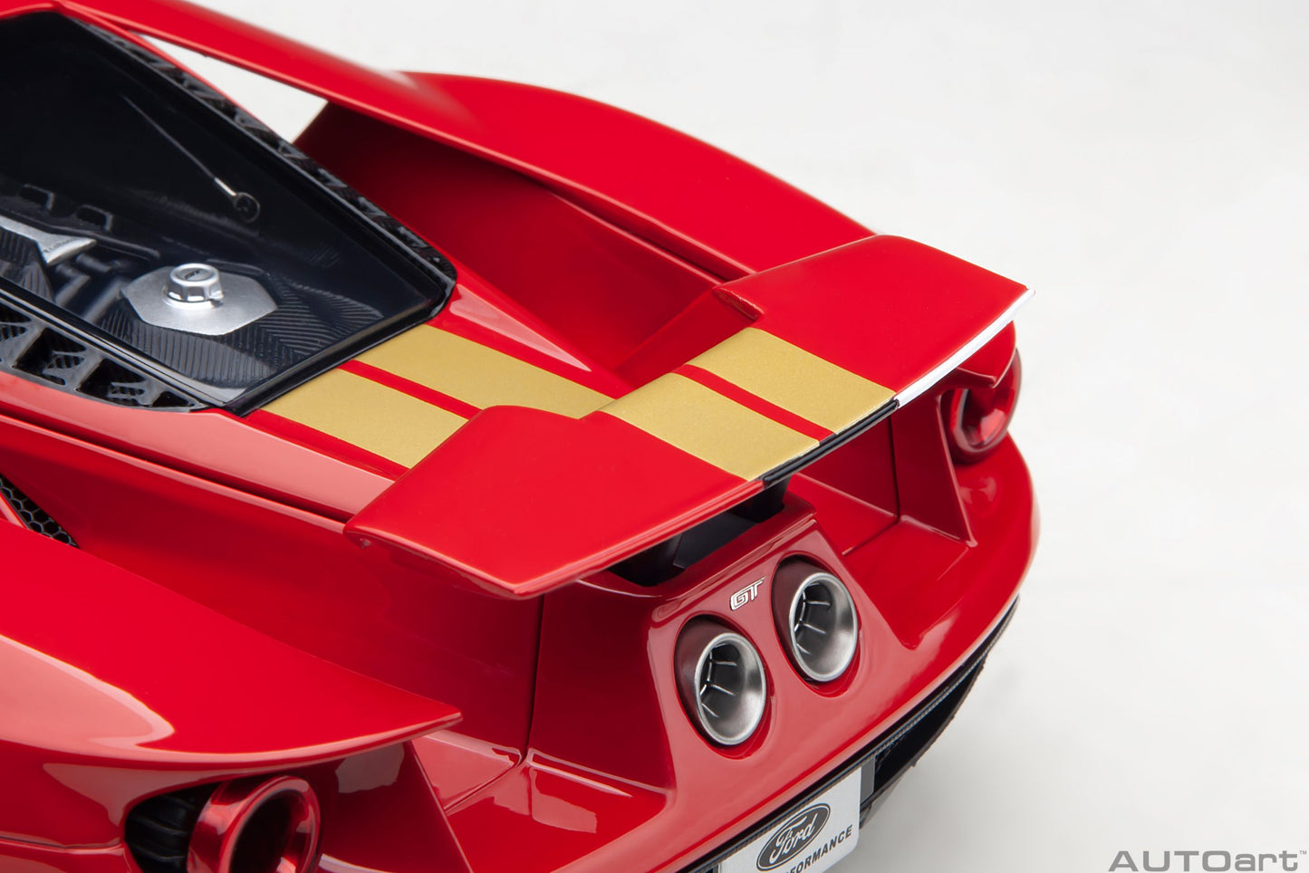 Macheta auto Ford GT 2022 Alan Mann Heritage Edition (Alan Mann Red) (2022) 1:18 AutoArt