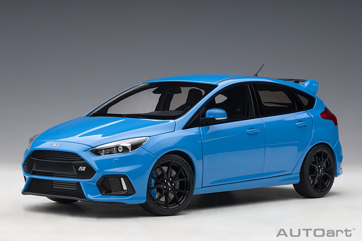 Macheta auto Ford Focus RS (2016) 1:18 AutoArt