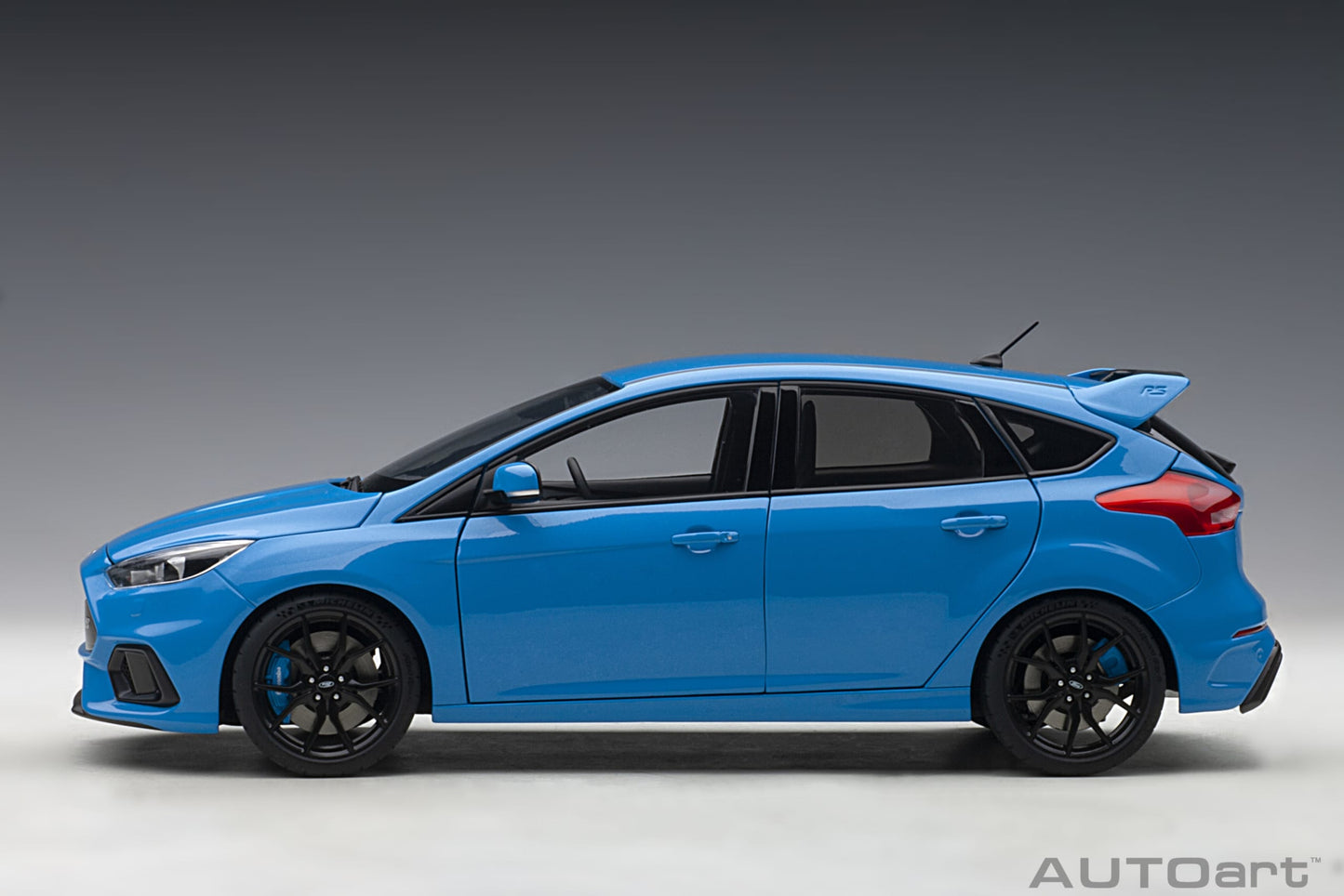 Macheta auto Ford Focus RS (2016) 1:18 AutoArt