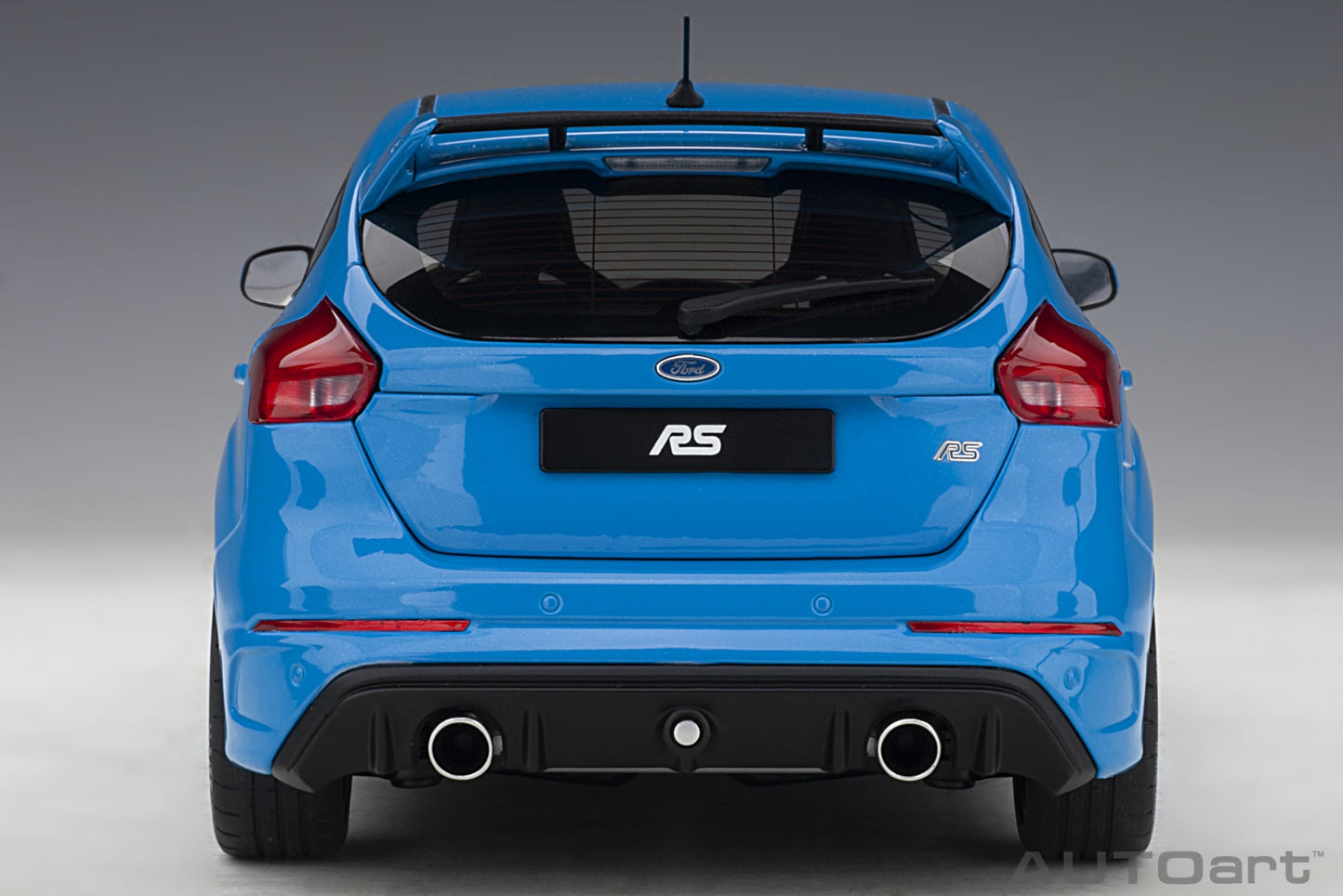 Macheta auto Ford Focus RS (2016) 1:18 AutoArt