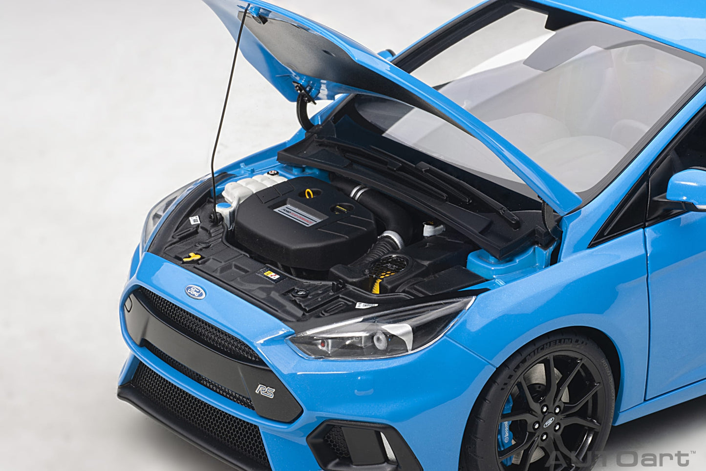 Macheta auto Ford Focus RS (2016) 1:18 AutoArt