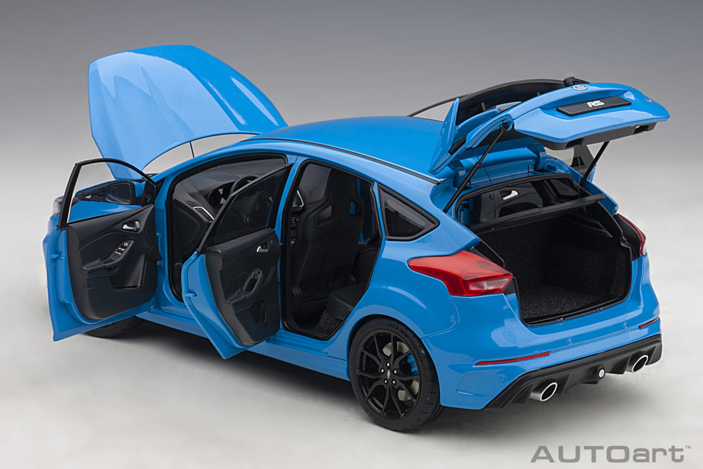 Macheta auto Ford Focus RS (2016) 1:18 AutoArt