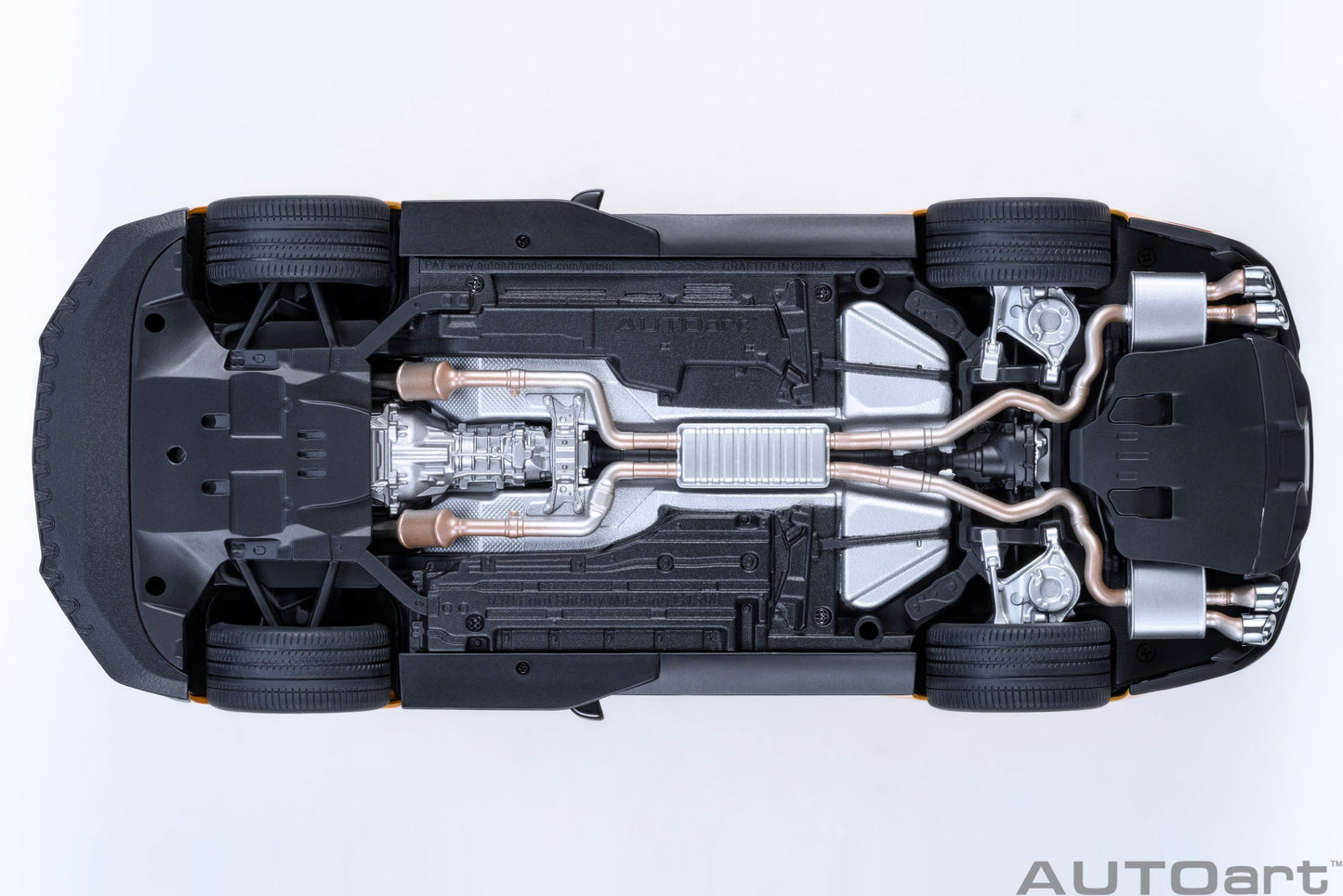 Model car Ford Mustang Shelby GT500 (Cyber ​​Orange) 1:18 AutoArt