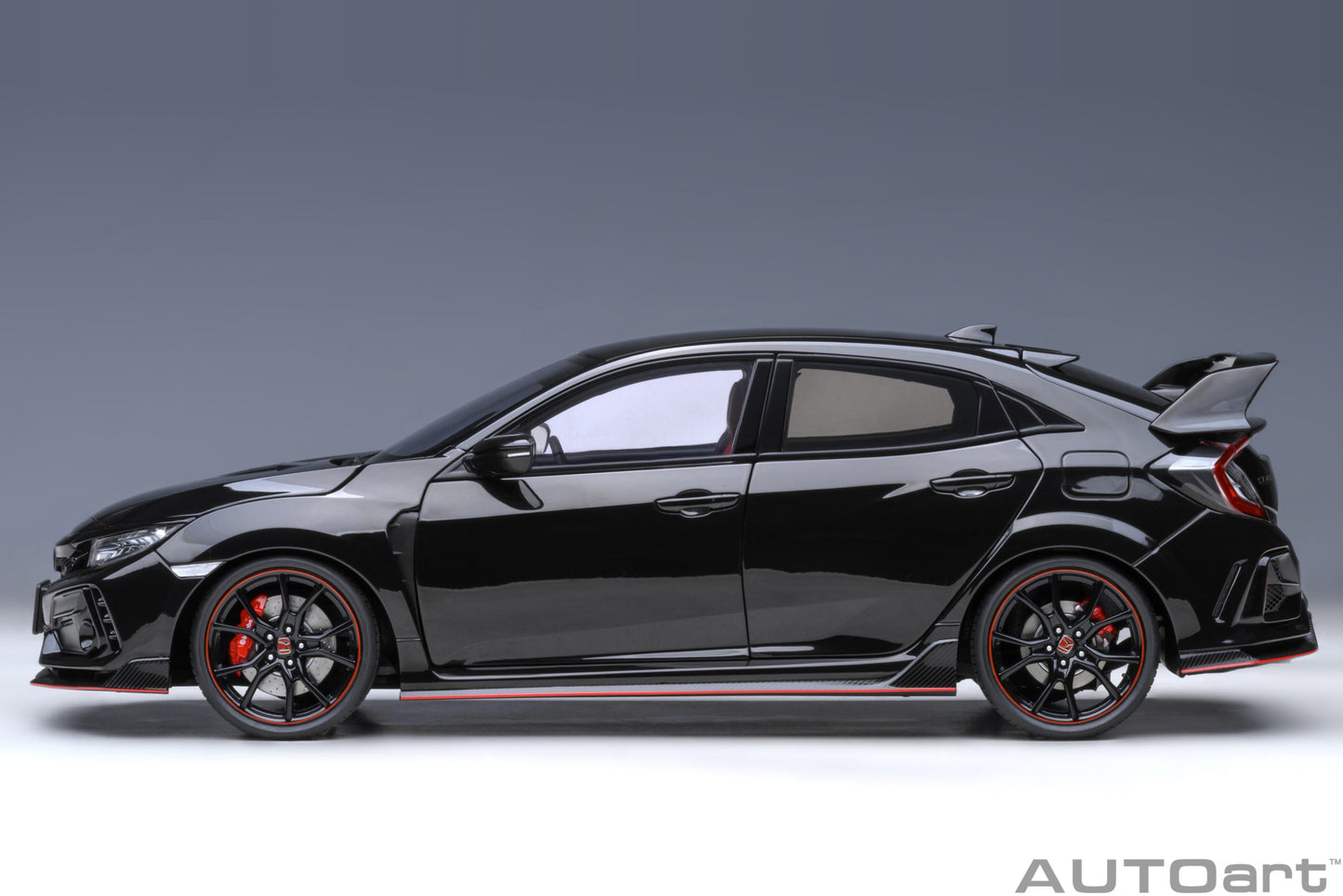 Macheta auto Honda Civic Type R (FK8) RHD (2021) 1:18 AutoArt