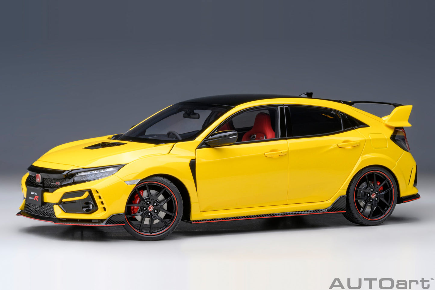 Macheta auto Honda Civic Type R (FK8) RHD (2021) 1:18 AutoArt