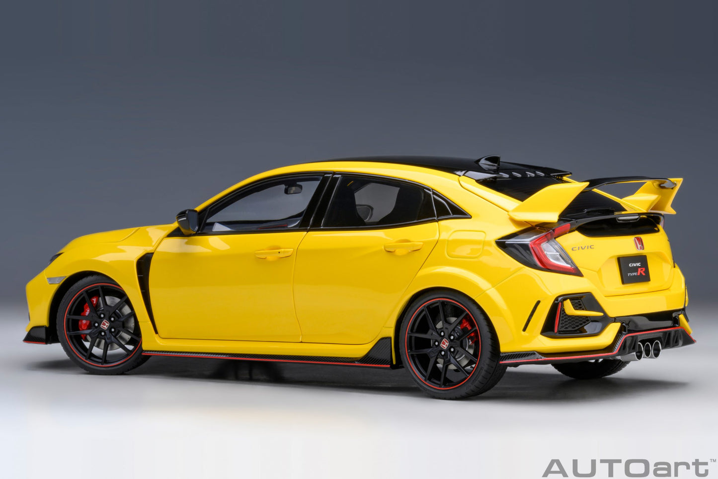 Macheta auto Honda Civic Type R (FK8) RHD (2021) 1:18 AutoArt