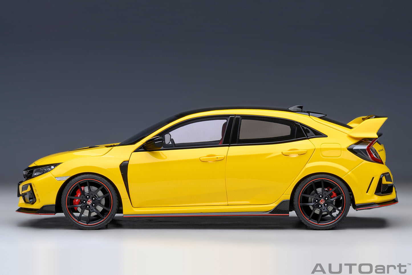 Macheta auto Honda Civic Type R (FK8) RHD (2021) 1:18 AutoArt