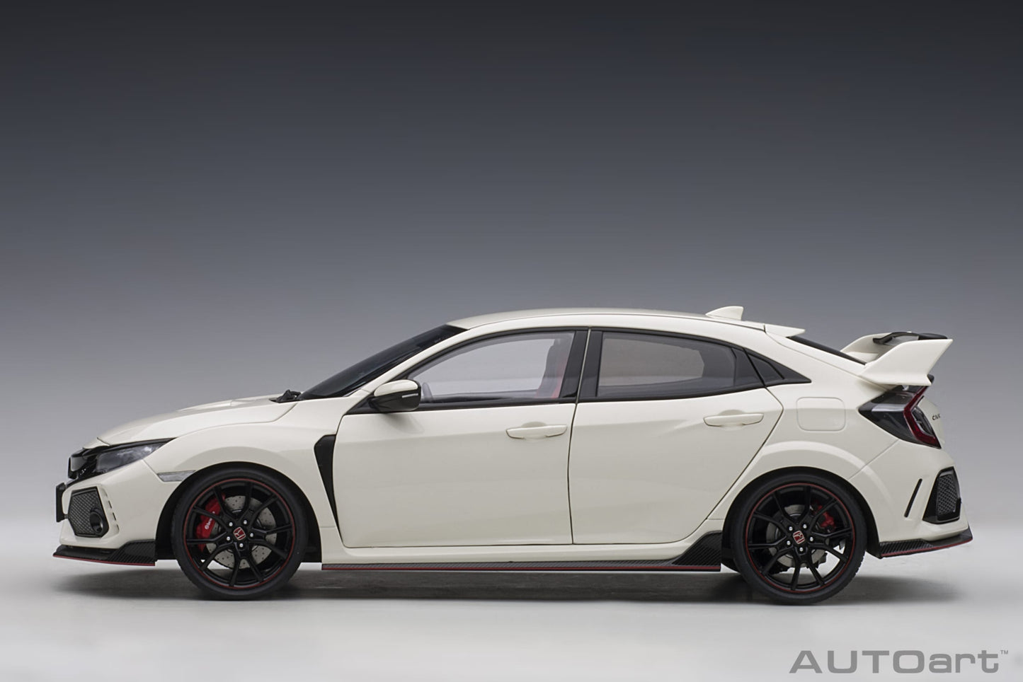 Macheta auto Honda Civic Type R (FK8) RHD (2021) 1:18 AutoArt