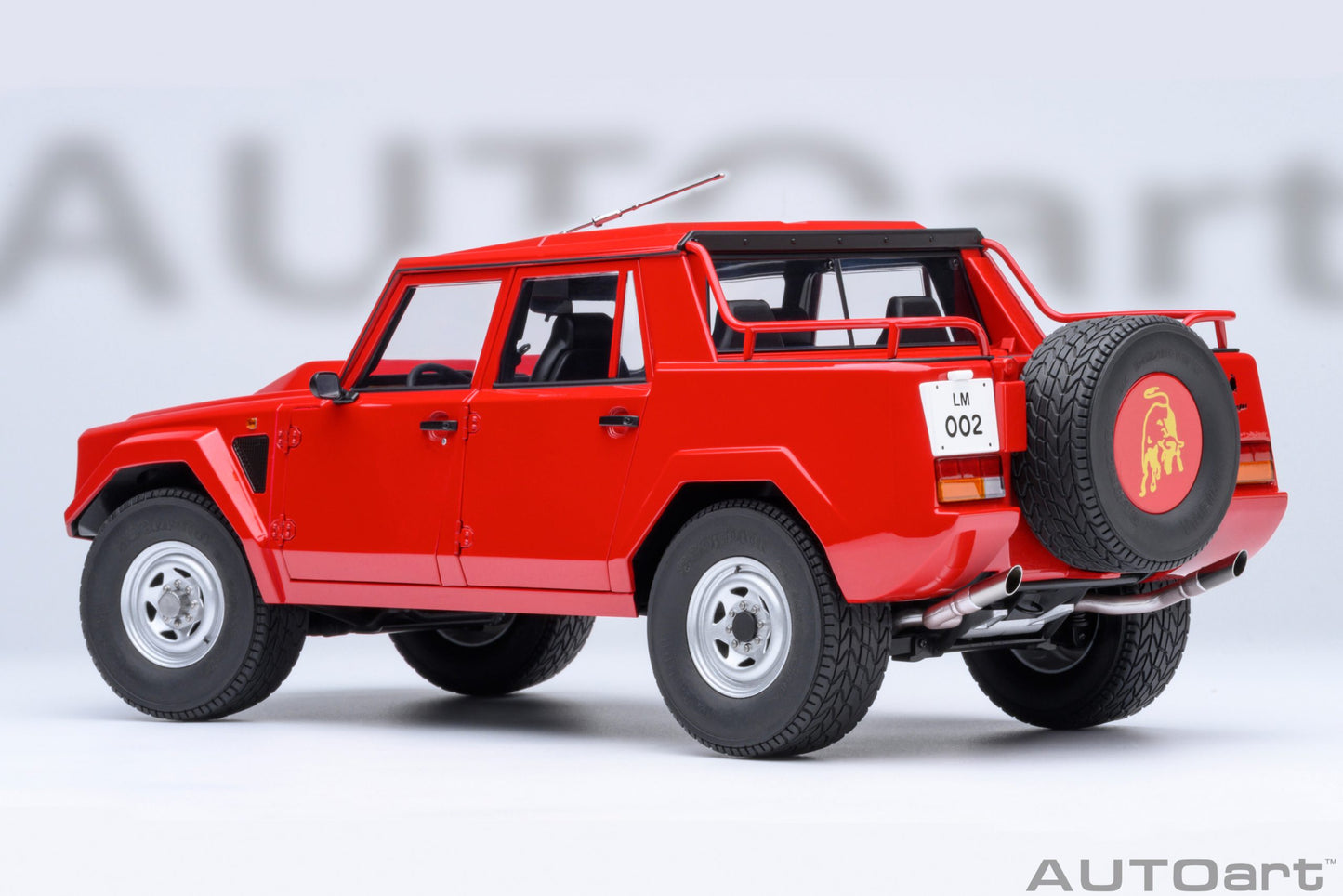 * Precomanda Macheta auto Lamborghini LM002 (Rosso Siviglia) 1:18 AutoArt