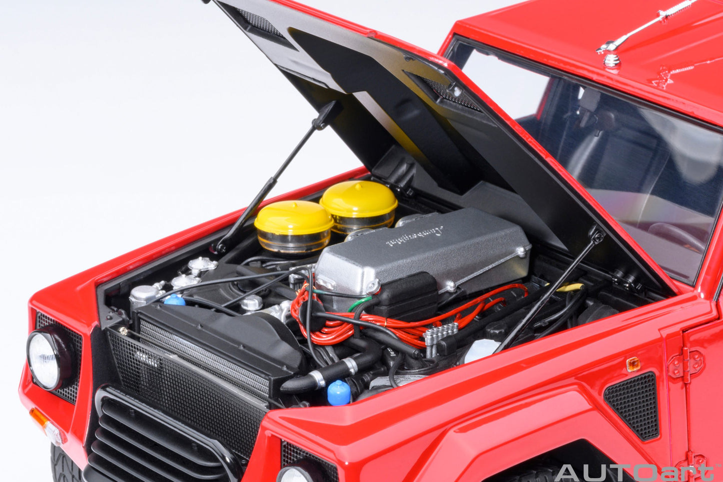 * Precomanda Macheta auto Lamborghini LM002 (Rosso Siviglia) 1:18 AutoArt