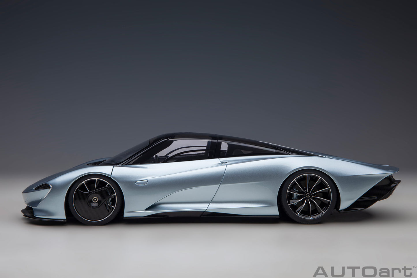 Macheta auto McLaren Speedtail  (2020) 1:18 AutoArt