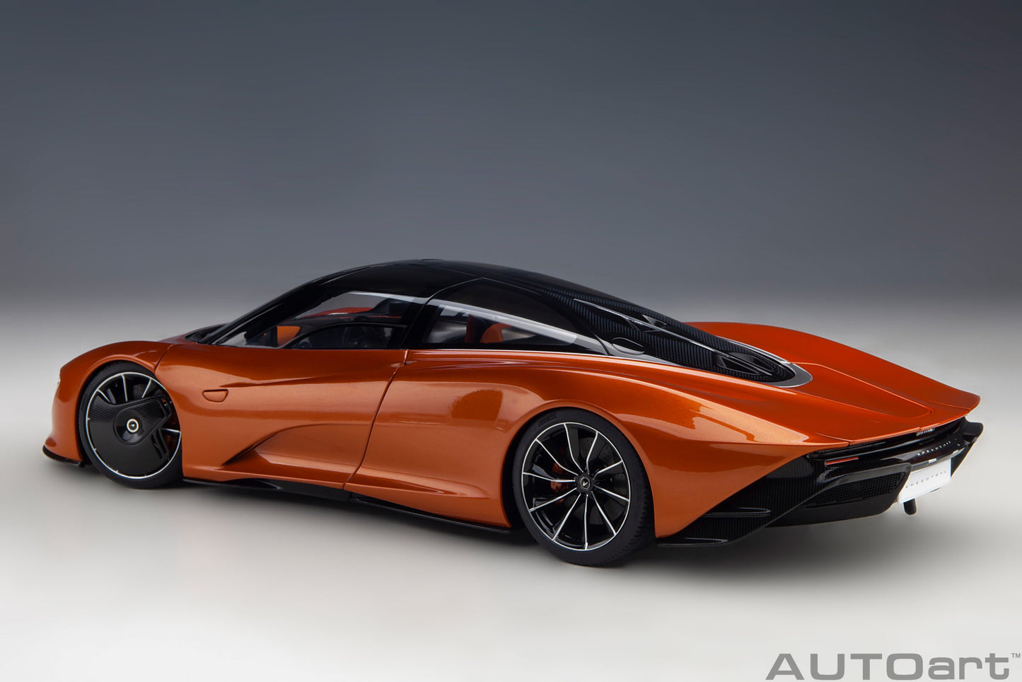 Macheta auto McLaren Speedtail  (2020) 1:18 AutoArt