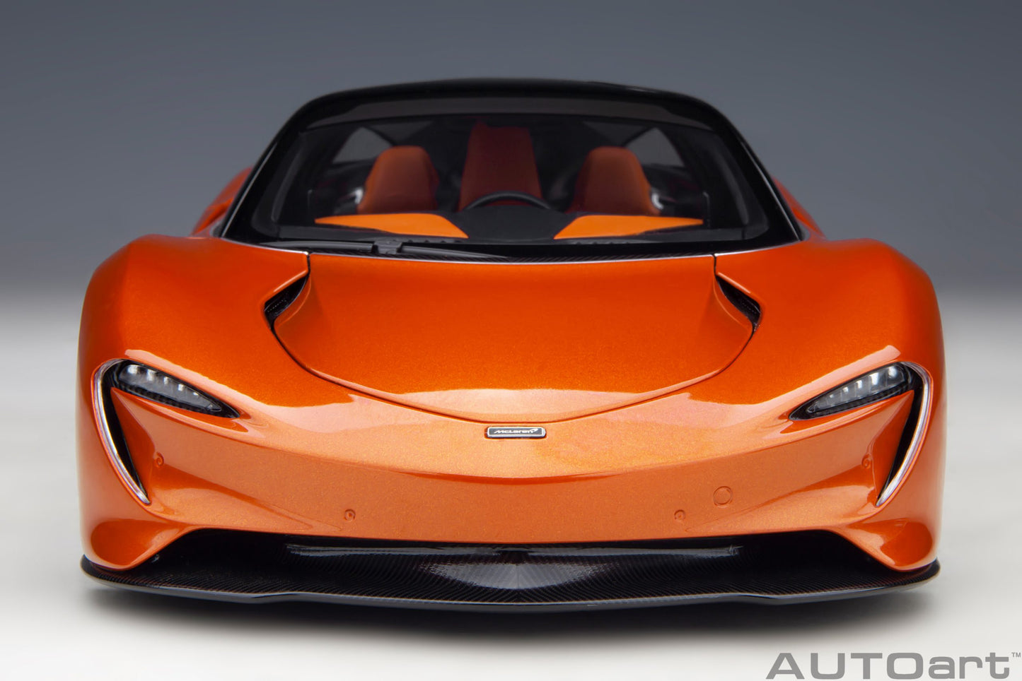 Macheta auto McLaren Speedtail  (2020) 1:18 AutoArt