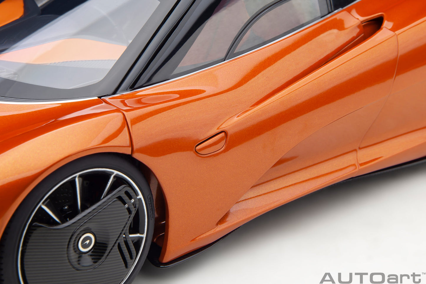 Macheta auto McLaren Speedtail  (2020) 1:18 AutoArt