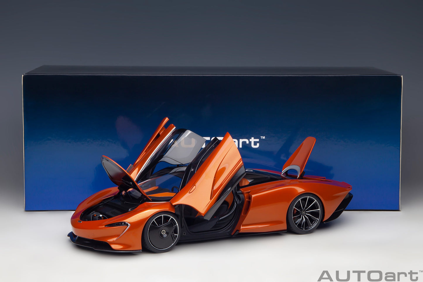 Macheta auto McLaren Speedtail  (2020) 1:18 AutoArt