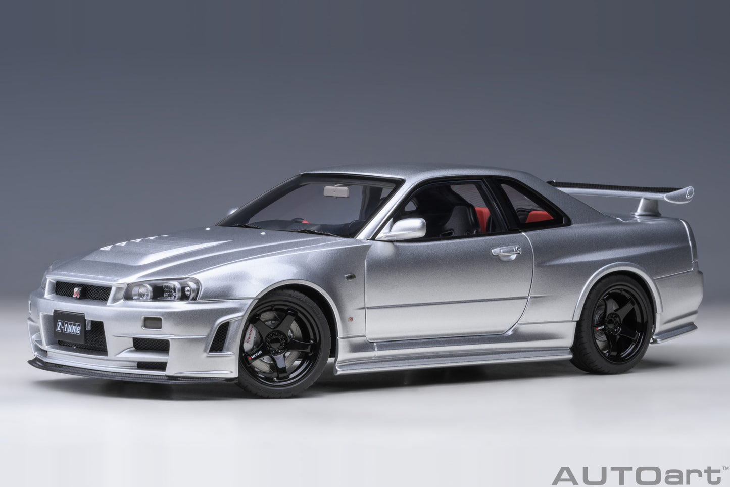 Macheta auto Nissan Skyline GT-R (R34) Z-tune 1:18 AutoArt