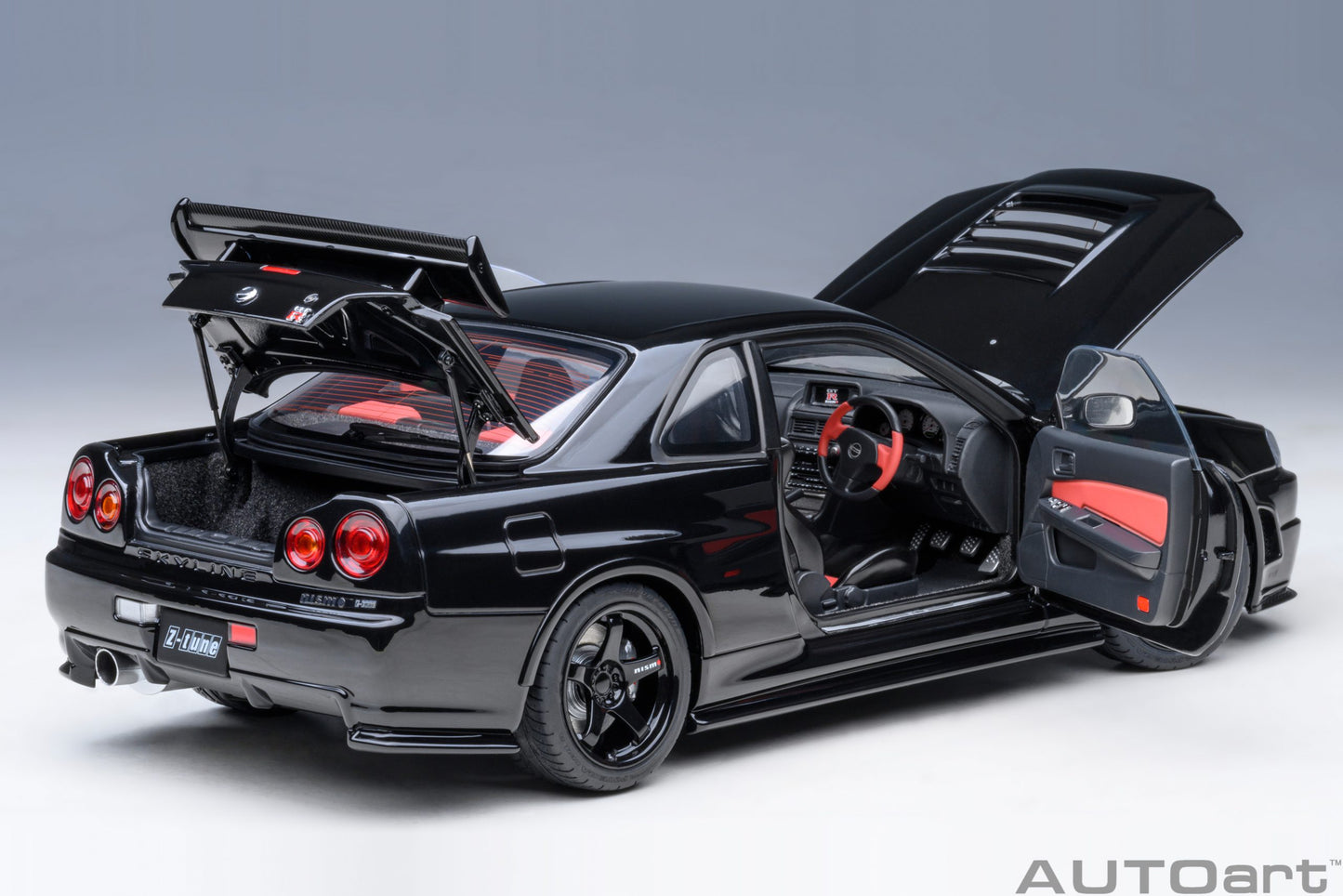 Macheta auto Nissan Skyline GT-R (R34) Z-tune 1:18 AutoArt