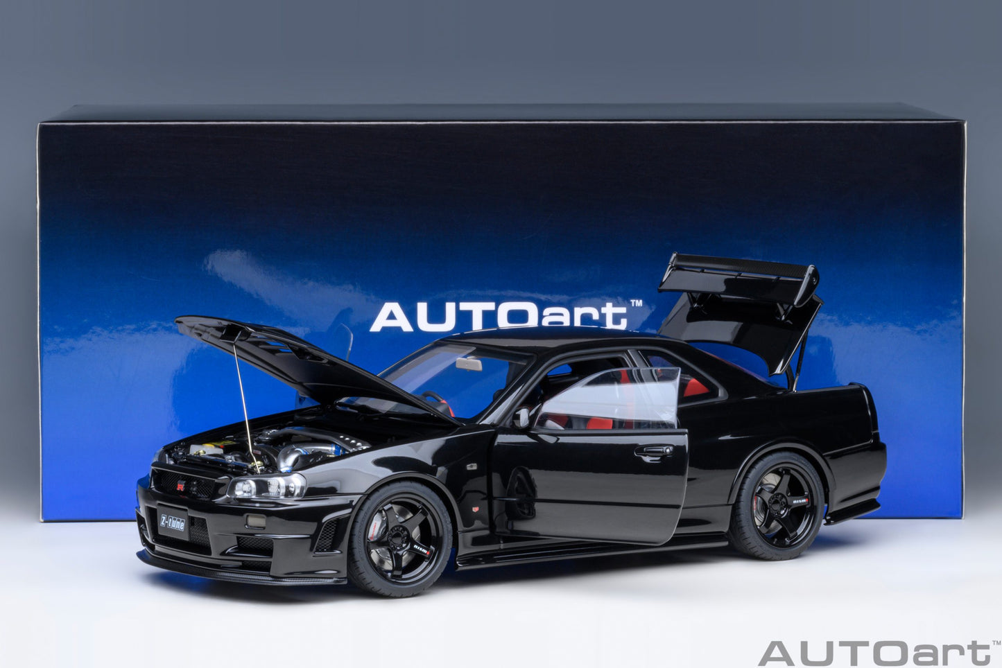 Macheta auto Nissan Skyline GT-R (R34) Z-tune 1:18 AutoArt