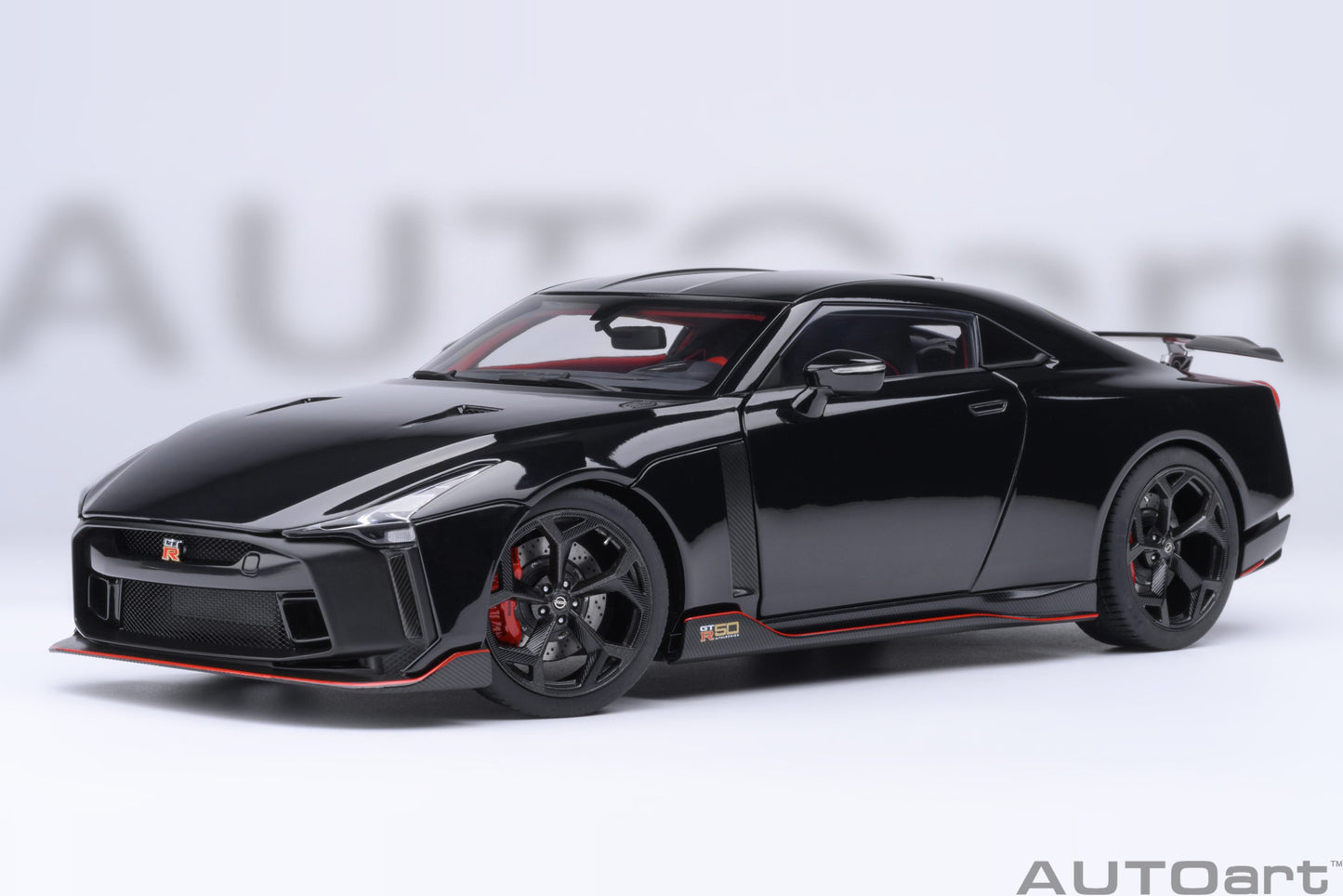 Nissan GT-R50 by Italdesign 1:18 AutoArt model car