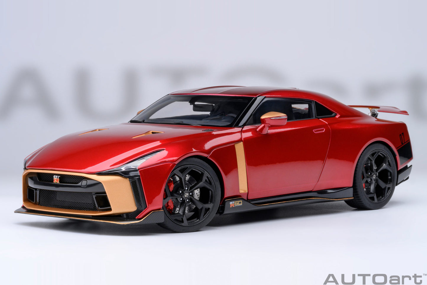 Nissan GT-R50 by Italdesign 1:18 AutoArt model car