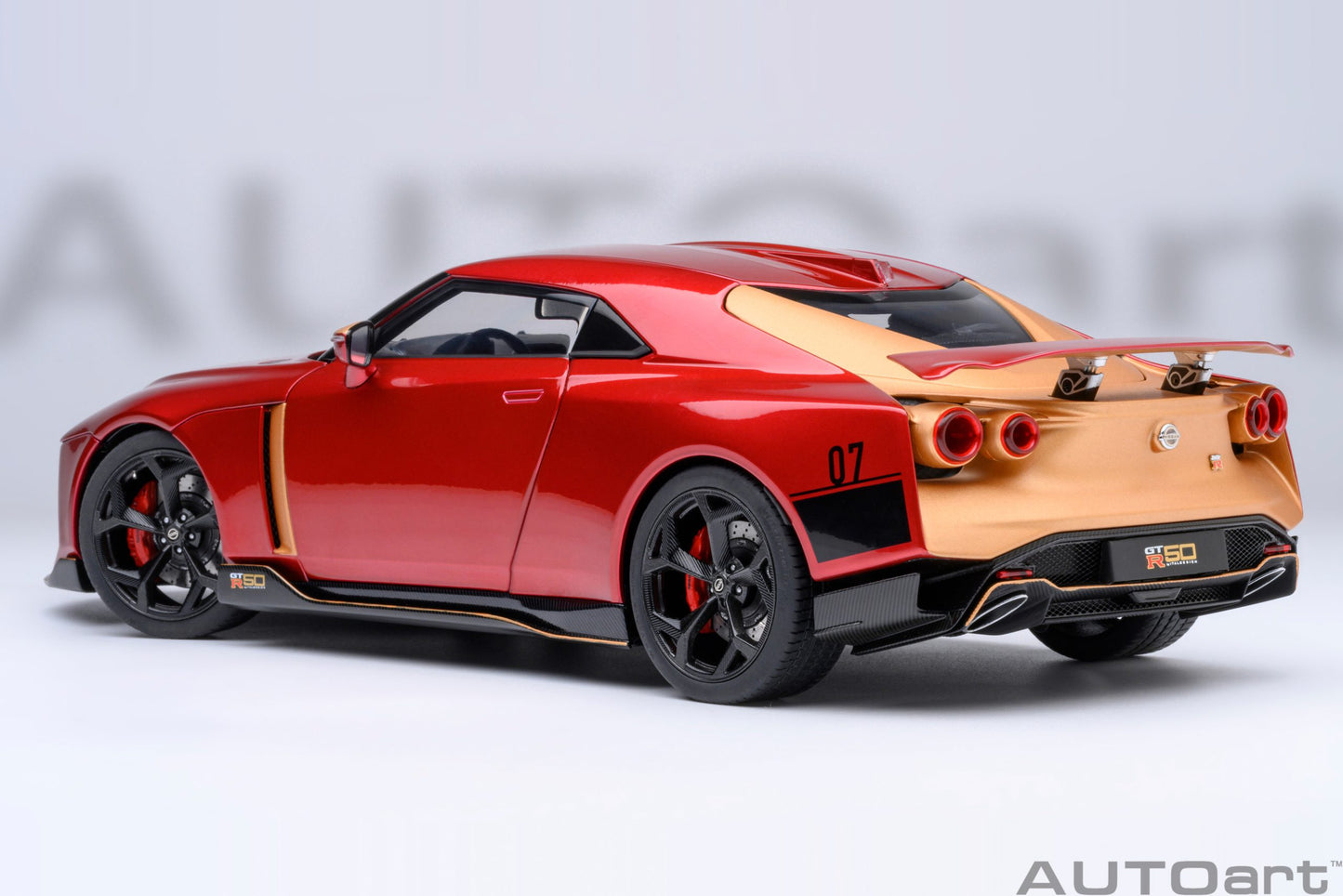 Nissan GT-R50 by Italdesign 1:18 AutoArt model car