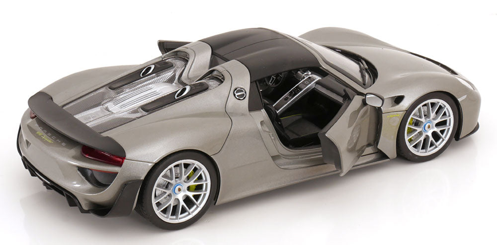 Macheta auto Porsche 918 Spyder Hardtop (2012) 1:18 Welly