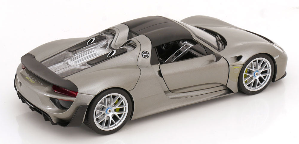 Macheta auto Porsche 918 Spyder Hardtop (2012) 1:18 Welly