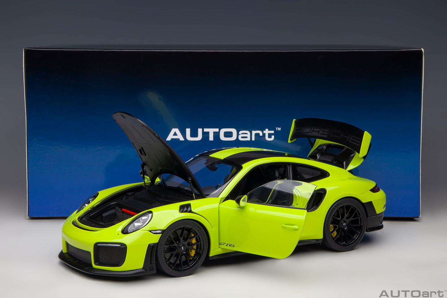 Macheta auto Porsche 911 (991.2) GT2RS Weissach Package (2017) 1:18 AutoArt