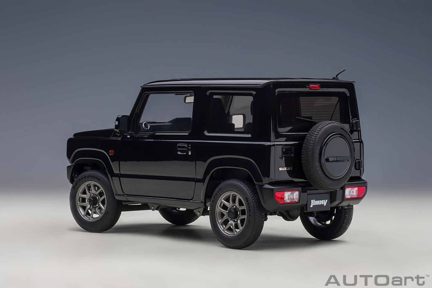 Macheta auto Suzuki Jimny (JB64) (Bluish Black Pearl) 1:18 AutoArt