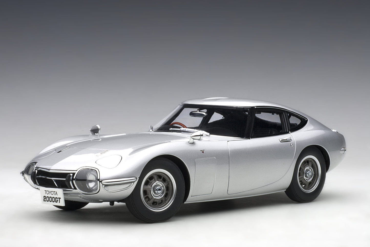 Macheta auto Toyota 2000 GT (1965) 1:18 AutoArt