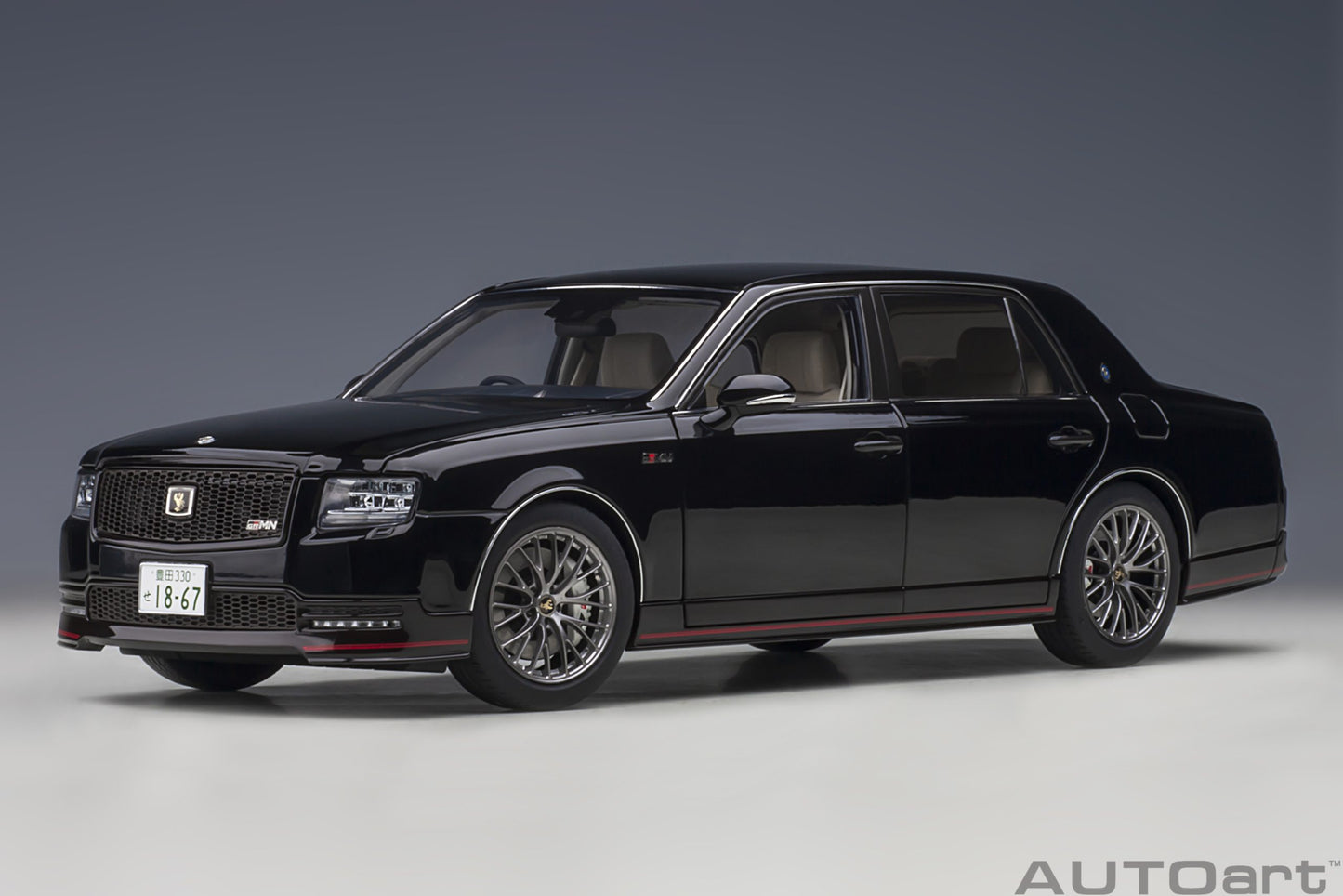 Macheta auto Toyota Century GRMN (2018) 1:18 AutoArt