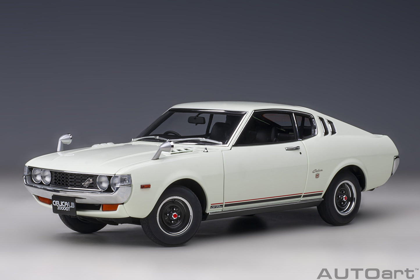 Macheta auto Toyota Celica Liftback 2000GT (RA25) (1973) 1:18 AutoArt