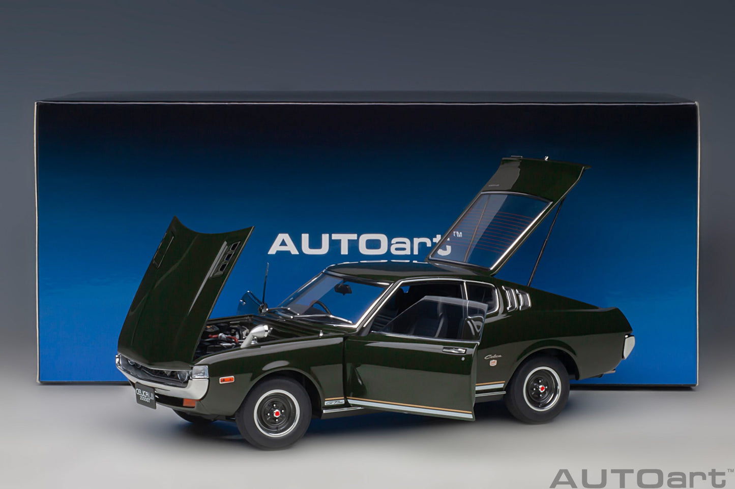 Macheta auto Toyota Celica Liftback 2000GT (RA25) (1973) 1:18 AutoArt