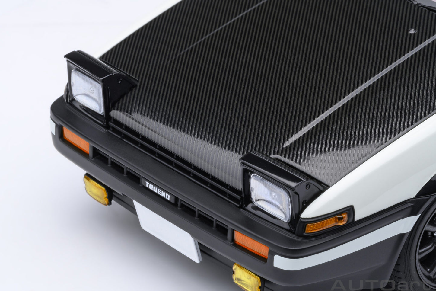 *Precomanda Macheta auto Toyota Sprinter Trueno (AE86) “Project D” Final version 30th ann 1:18 AutoArt